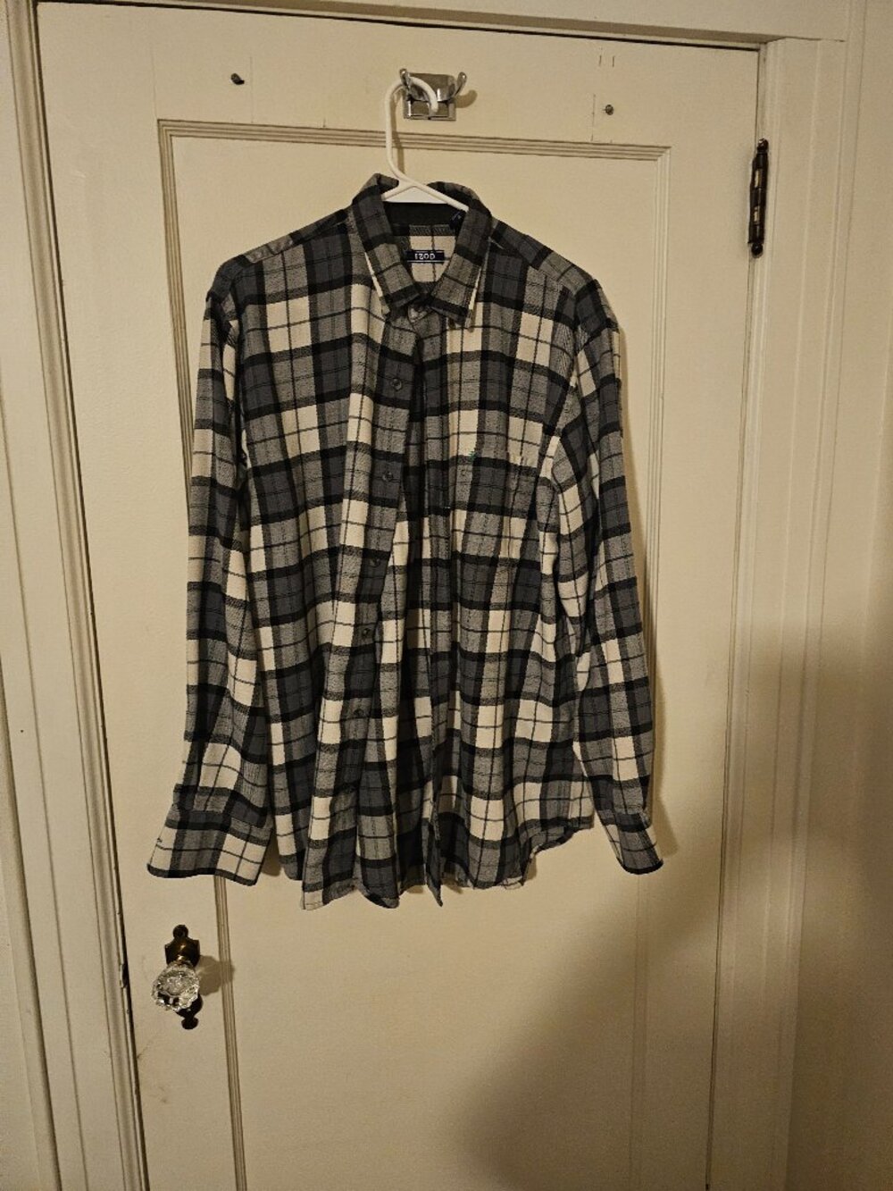 Men's izod black, gray, white button down long sleeve shirt